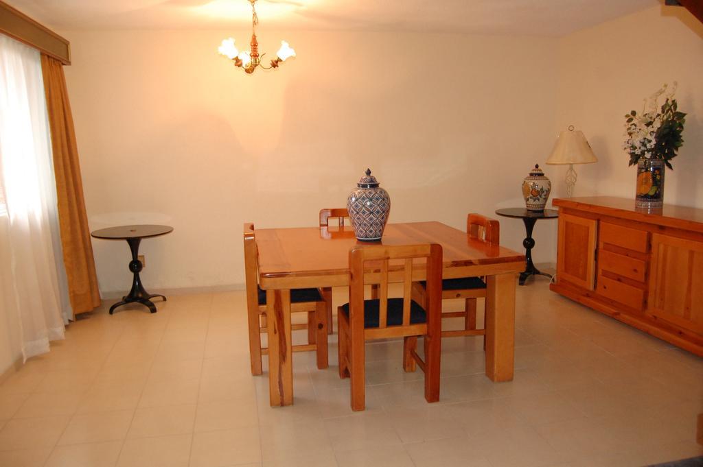 Real De Minas San Luis Potosi Hotel Room photo